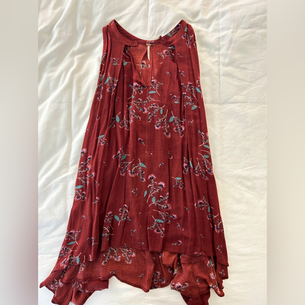 Free People mini dress. Size small. Worn a few times but no wear and tear.